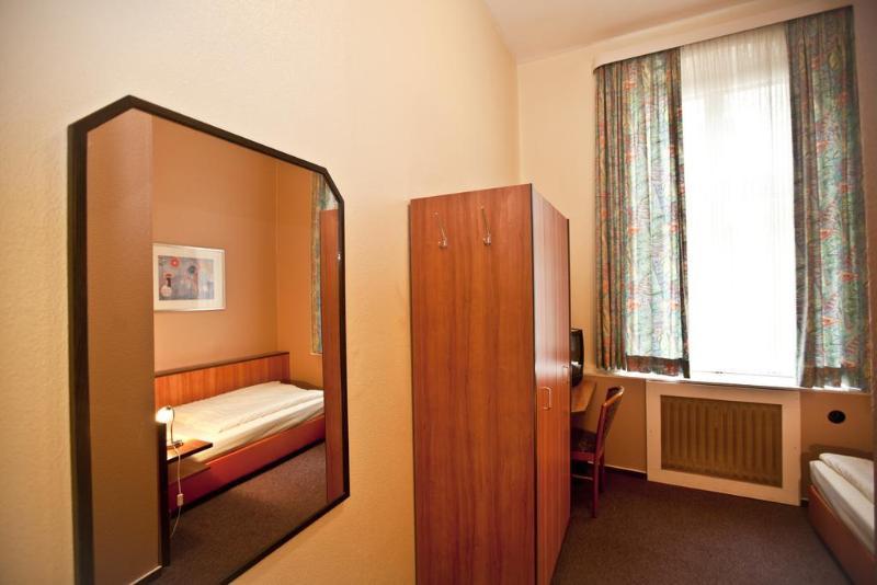 Rewari Hotel Berlin Bagian luar foto