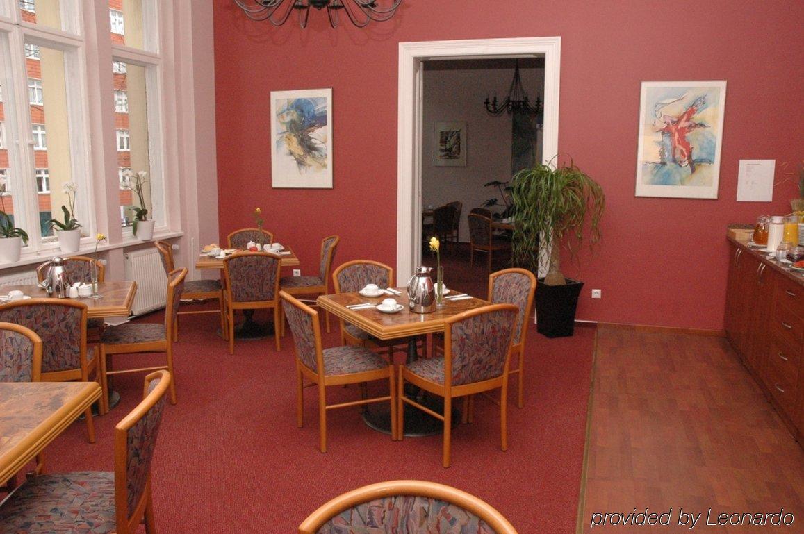 Rewari Hotel Berlin Restoran foto