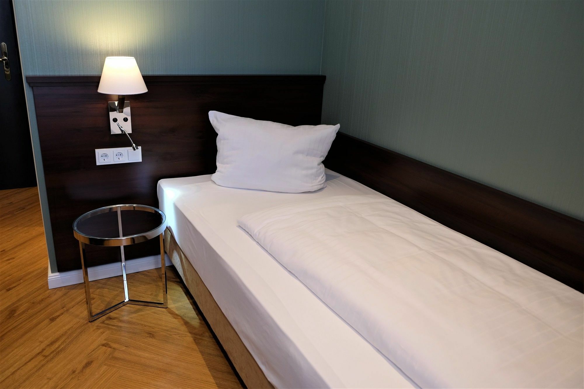Rewari Hotel Berlin Bagian luar foto
